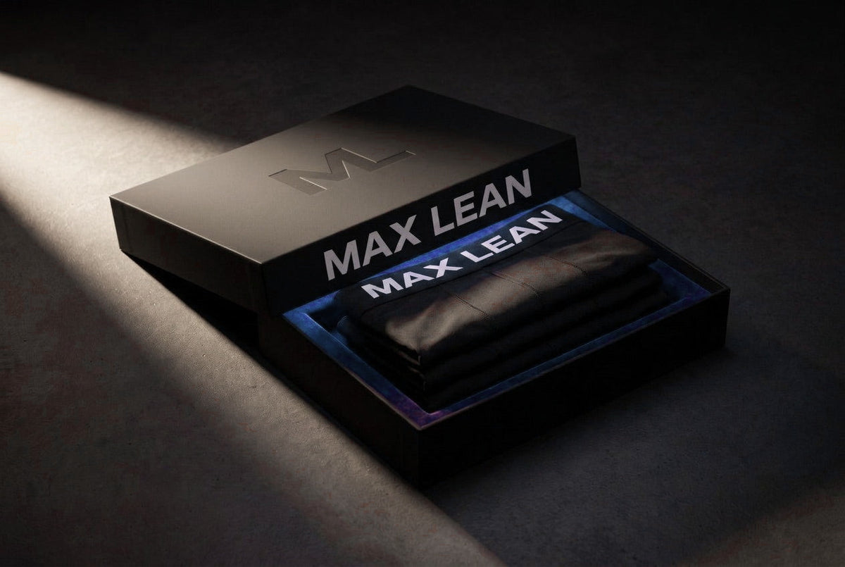 MAX ONE Set in der schwarzen Klappbox mit ML-Praegung, drei Trunks